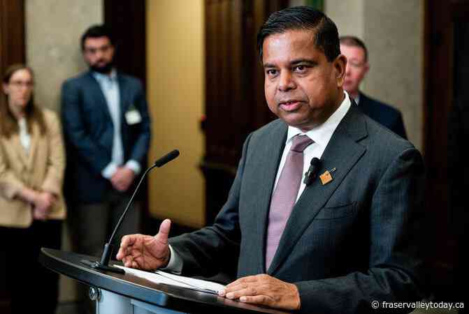 Minister apologizes for government’s handling of First Nations’ money in 1800s