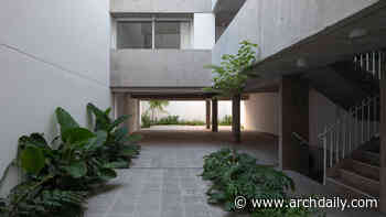 Teodoro García Residencial Building / BAS + Oszurkiewicz