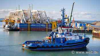Ein Tunnel versinkt im Meer