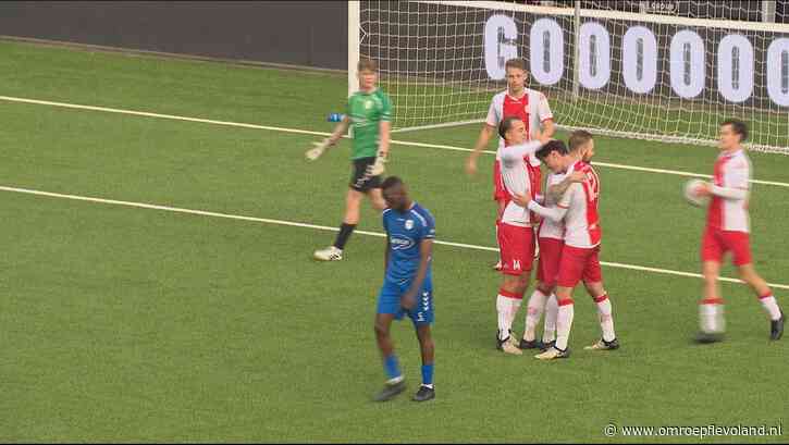 Urk - Aanvoerder SV Urk teleurgesteld: 'Het loopt gewoon even niet zo goed'