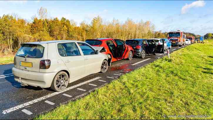 Dronten - Dubbele kettingbotsing op Harderbosweg, automobiliste aangehouden voor drugsgebruik