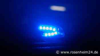 Chaos pur: Teenager betrunken steigt betrunken ins Auto und fährt los