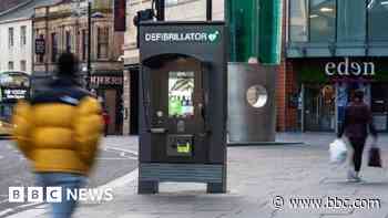 Plan to install defibrillators in resort hubs