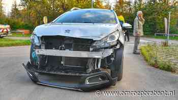 Motorrijder naar het ziekenhuis vervoerd na aanrijding