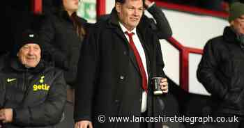 Mark Labbett from The Chase supported by fellow chaser after 'breakdown' on set