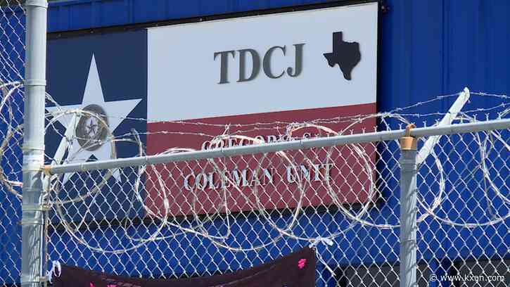 Lockhart business program keeping women inmates from returning to prison