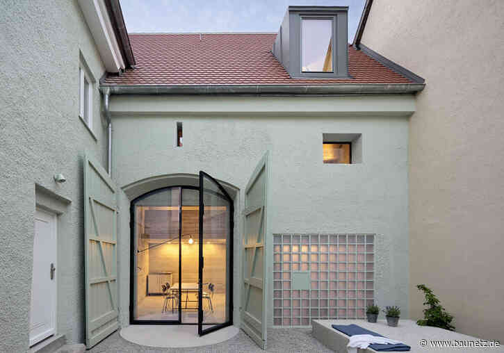 Wohnen im Stadl 
 - Umbau in Ingolstadt von Büro Mühlbauer