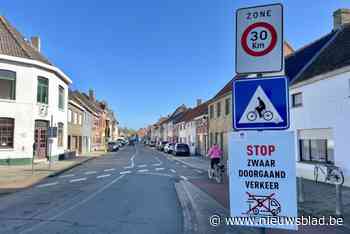 Nieuwe borden tegen zwaar verkeer in Lissewege