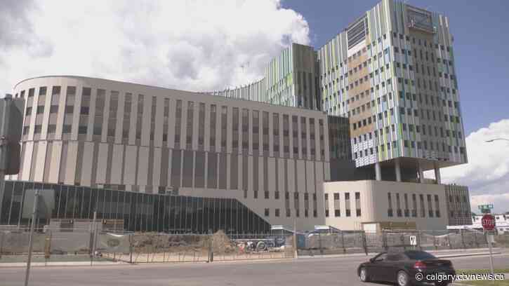 New Calgary Cancer Centre opens to patients