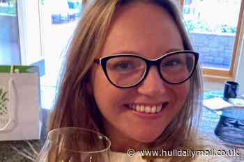 Yorkshire relationship coach says women should 'date three men at once'