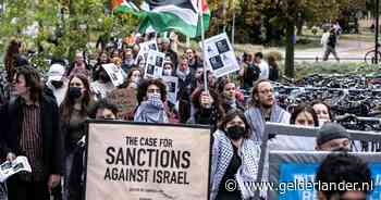 Het land mag hij niet in, tóch spreekt omstreden Samidoun-kopstuk op universiteit: ‘Moeten witte overheersing verslaan’