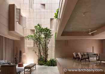 More House / Spacefiction Studio