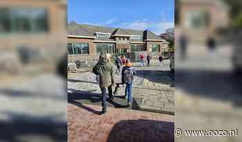 Honderd jaar oude schoolbel terug op plek