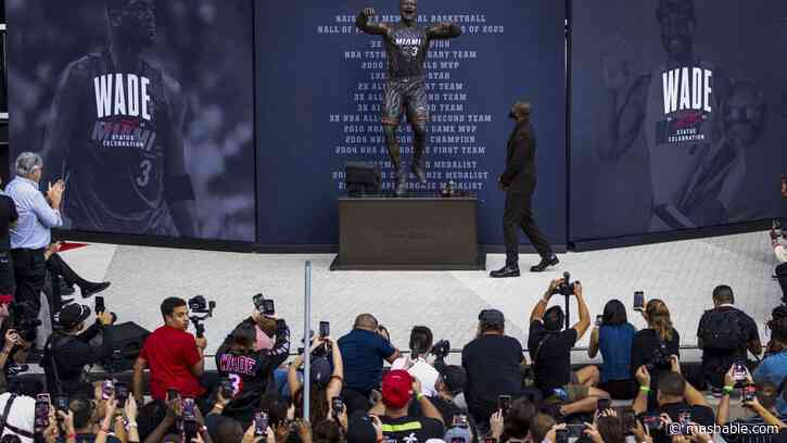 Dwyane Wade's Miami statue has the internet in tears