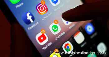 New WhatsApp warning issued as users lose thousands of pounds to scammers