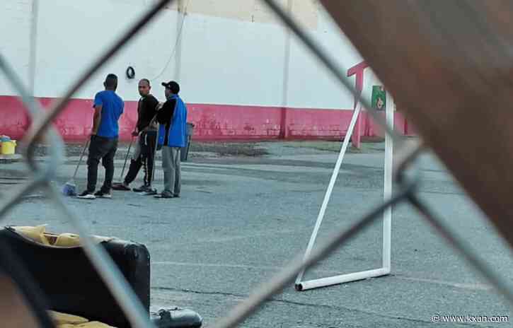 34 come down with food poisoning at migrant shelter