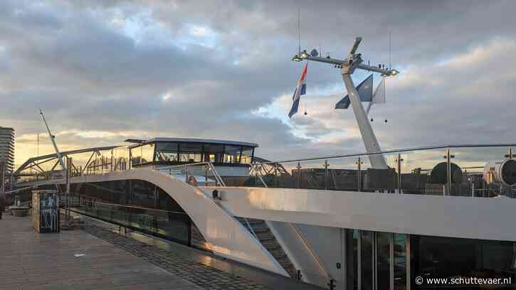 Tien illegale Filipijnse werknemers ontdekt bij grote controle riviercruiseschepen