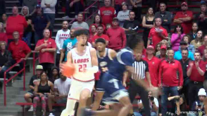 UNM Lobos and UTEP Miners play a tight exhibition basketball game