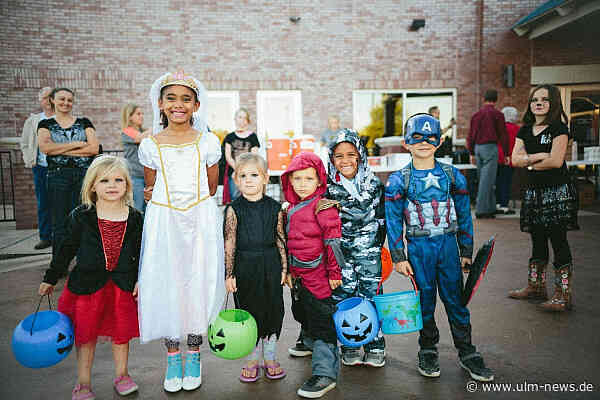 Yvonnes Große Halloween Party: Kreativer Spaß für die ganze Familie
