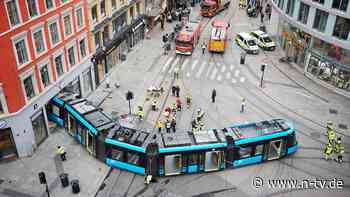 Mehrere Menschen verletzt: Straßenbahn in Oslo kracht in Geschäft