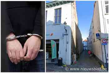 Man (36) zwaar toegetakeld in woning: twee verdachten in de cel