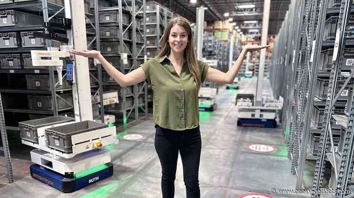 World’s Most Advanced Robotic Warehouse – AI Automation