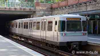 Reanimation im Bahnhof: U-Bahn-Surfer verletzen sich in Wien lebensgefährlich