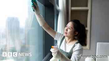 Minimum wage to rise to £12.21 an hour next year