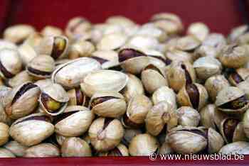 Twee winkeldieven gearresteerd met winkeltas vol... pistachenootjes