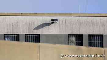 Bayerischer Justizminister informiert über JVA-Ermittlungen