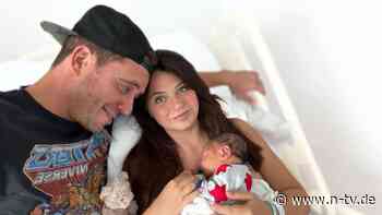 Nicht zum ersten Mal: Lorenz Büffel verkündet süße Nachricht