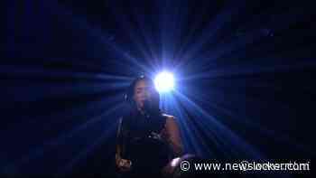 Naomi Sharon zingt live 'Nothing Sweeter&rsquo;