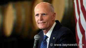 Sen. Rick Scott campaigns in Palm Beach County