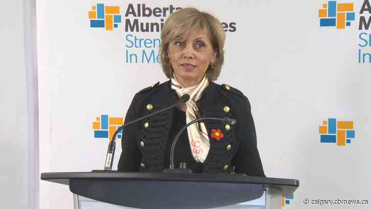 Mayor launches new website to keep Calgarians informed
