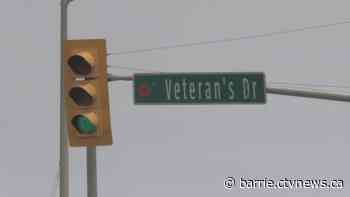 Pickup truck struck 2 pedestrians in Barrie’s west end