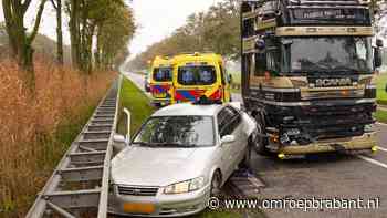 112-nieuws: vrouw betrapt 'inbreker' • gestolen auto tegen boom