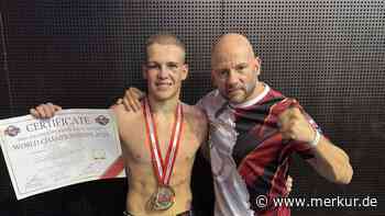 Daniil Khudiakov gewinnt Kickbox-Weltmeisterschaft in Wien