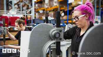 Budget boost to UK economy forecast to fade after two years