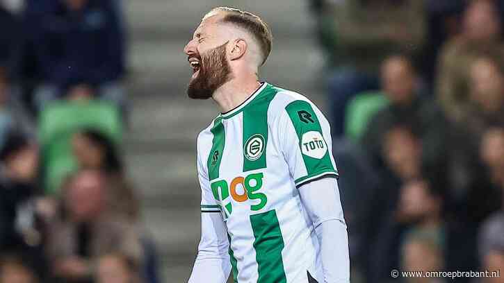 Voetballer Van Veen voor rechter, 'mishandelde zwangere vriendin'