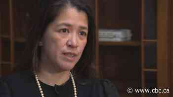 Manitoba bill banning replacement workers now prevents employees from crossing picket lines