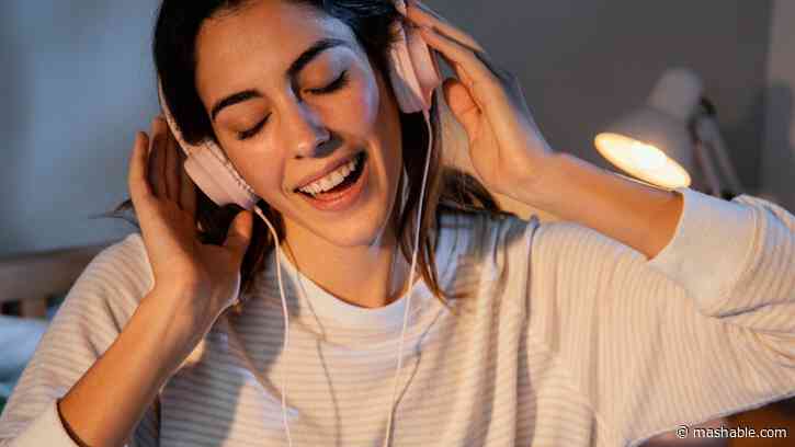Let AI compose your next smash hit with Supermusic’s lifetime plan