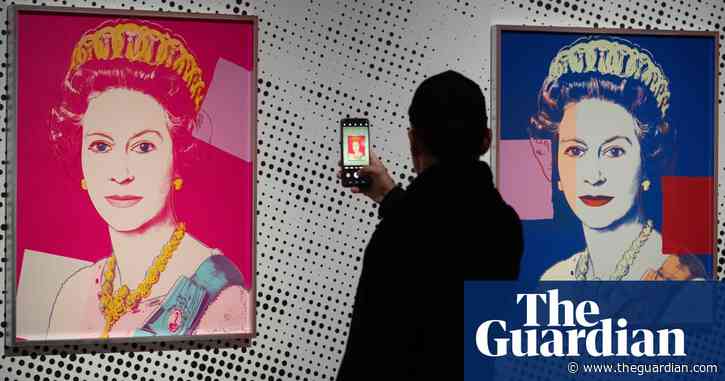 Andy Warhol prints stolen and damaged in ‘amateurish’ Dutch gallery heist