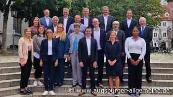 Konfetti, Zeugnisse und ein herzliches Willkommen