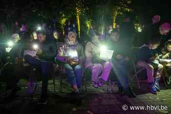 Erik Goossens zingt voor palliatieve zorg op kerkhof van Schurhoven