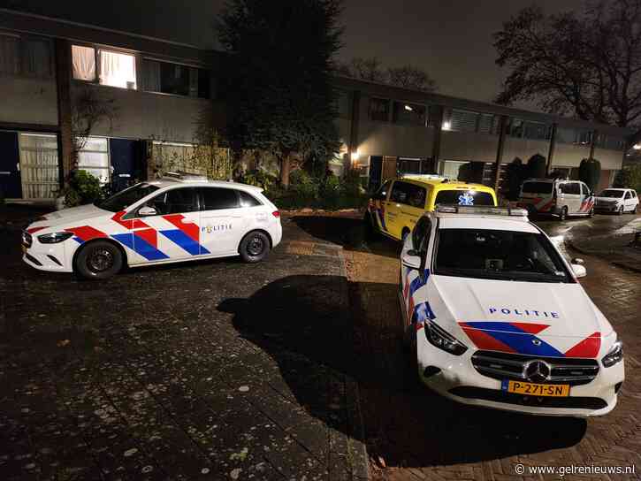 Ouder echtpaar overvallen in woning, politie op zoek naar verdachte