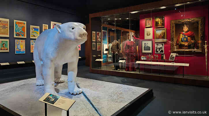 V&A Museum refreshes its theatre galleries to mark a century of collecting