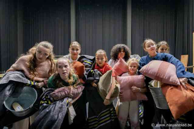 Geen herfstvakantie maar bootcamp voor meisjes uit Annie: “Het is een zwaar bestaan!”