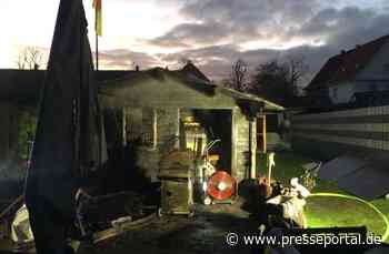 FW-WAF: Gartenlaube brennt