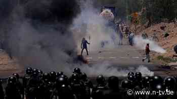 Proteste in Bolivien eskalieren: "Irreguläre Gruppen" nehmen 200 Soldaten als Geiseln