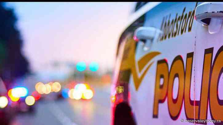 One sent to hospital after early morning crash on Highway 1 near Abbotsford